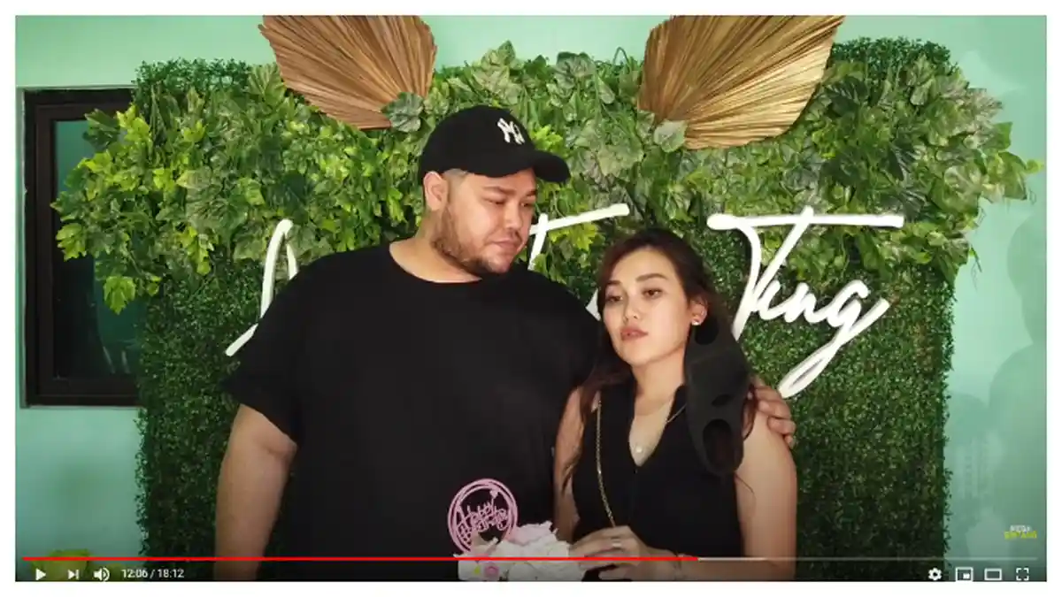 Ivan Gunawan Tunjukkan Sikap Posesif Layaknya Suami Istri, Ayu Ting Ting: Emangnya Lo Pak RT?