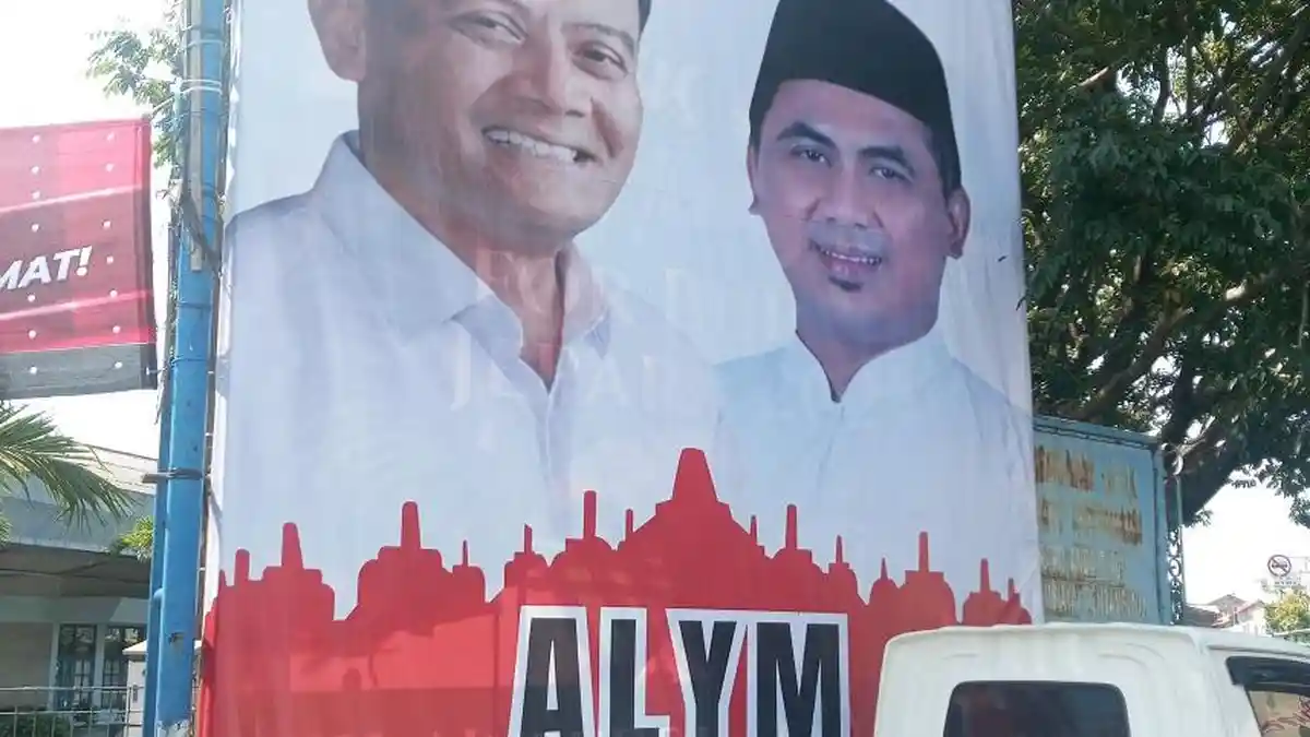 Baliho Ahmad Luthfi - Taj Yasin Marak Terpasang Jelang Pilkada Jateng 2024, Ini Kata Relawan