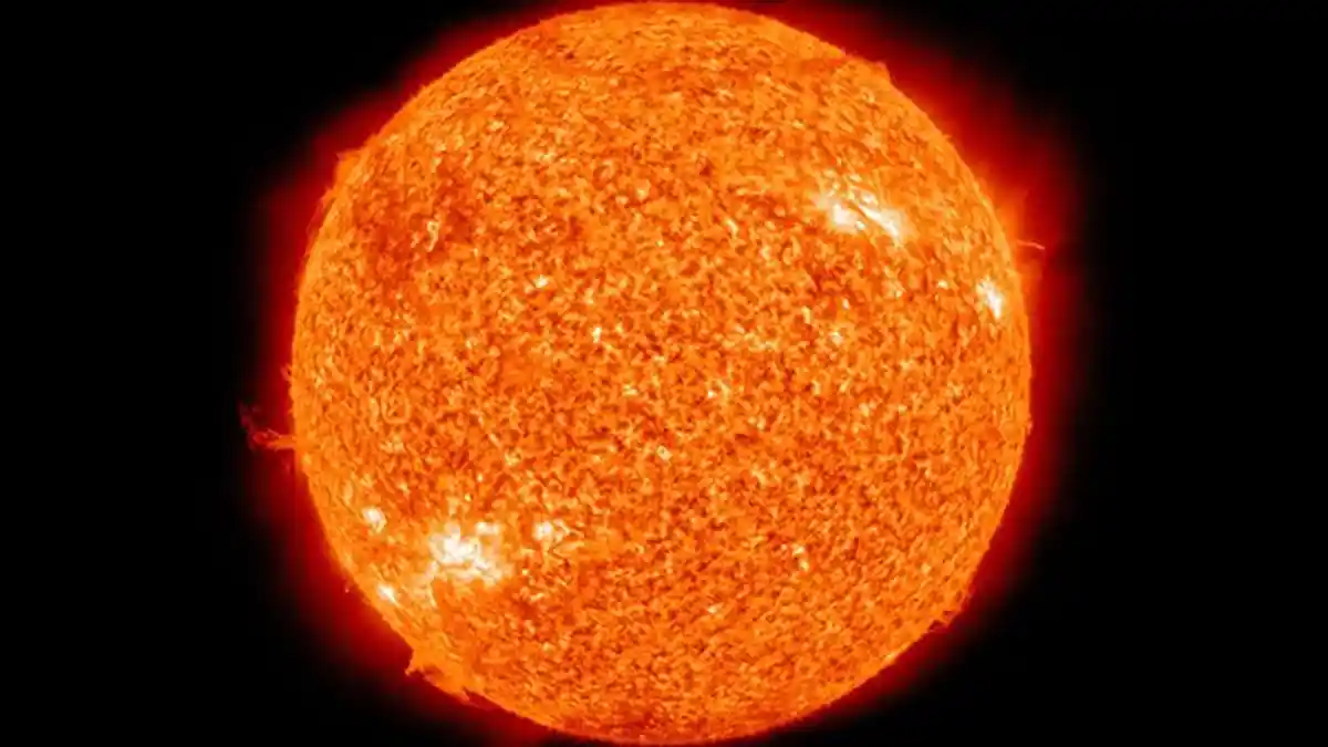 Matahari Lebih Kecil Dari Yang Diduga, Inilah Penjelasan 2 Orang Ilmuwan