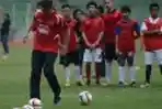 Legenda MU Beri Pelatihan
