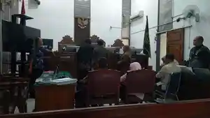 Sidang-praperadilan-Paulus-Tannos-3214.jpg