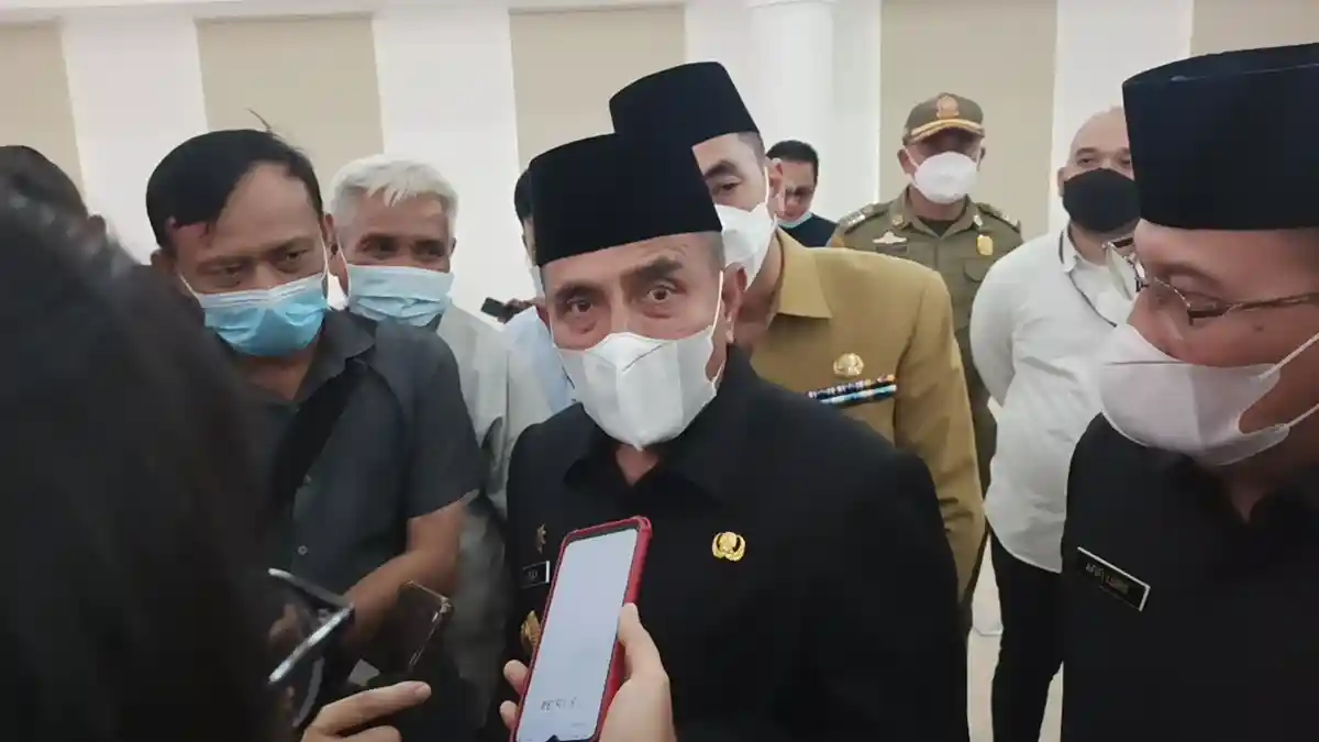 Edy Rahmayadi Imbau Calon Jemaah Haji Asal Sumut Rajin Minum Air Putih dan Jaga Protokol Kesehatan