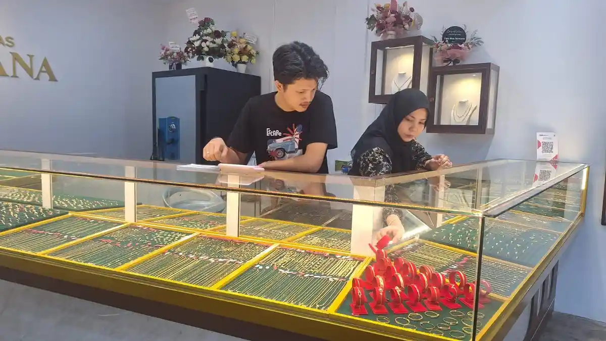 Harga Emas 24 Karat di Bintan Kepri Hari Ini 24 Juni 2025 Tembus Rp2,1 Juta per Gram