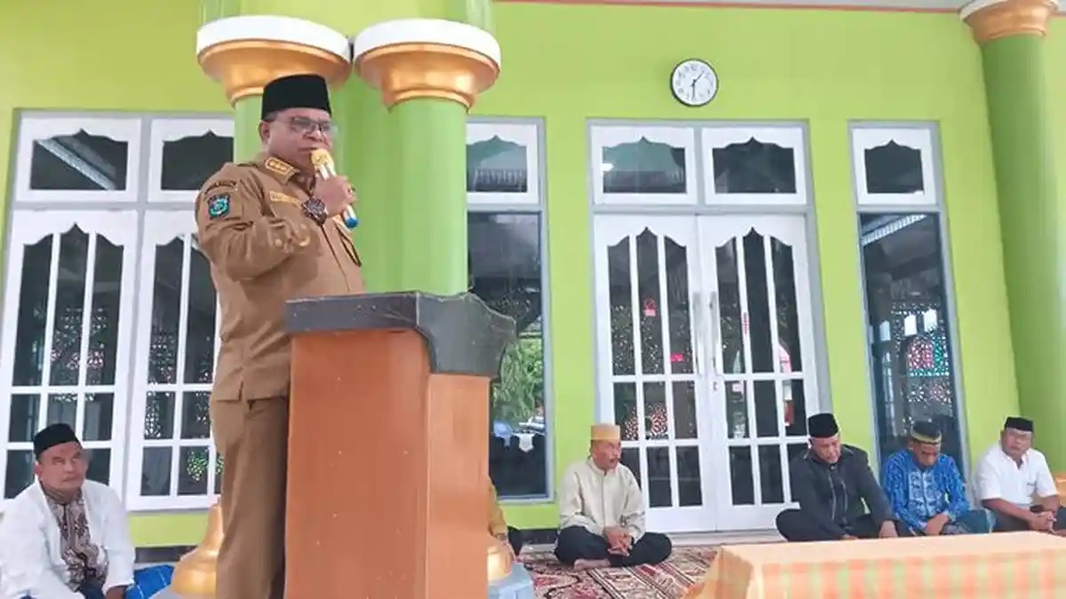 Safari Ramadan Pemkab Sorong, Ini Pesan Pj Bupati Yan Piet Moso