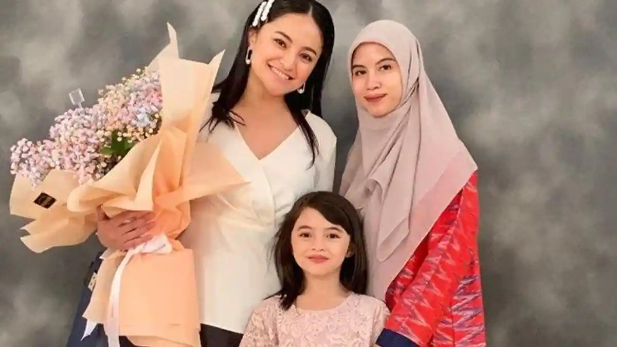 Idap Bipolar, Marshanda Pamit Berobat di Amerika, Titip Anak dengan Mantan Suami Ben Kasyafani