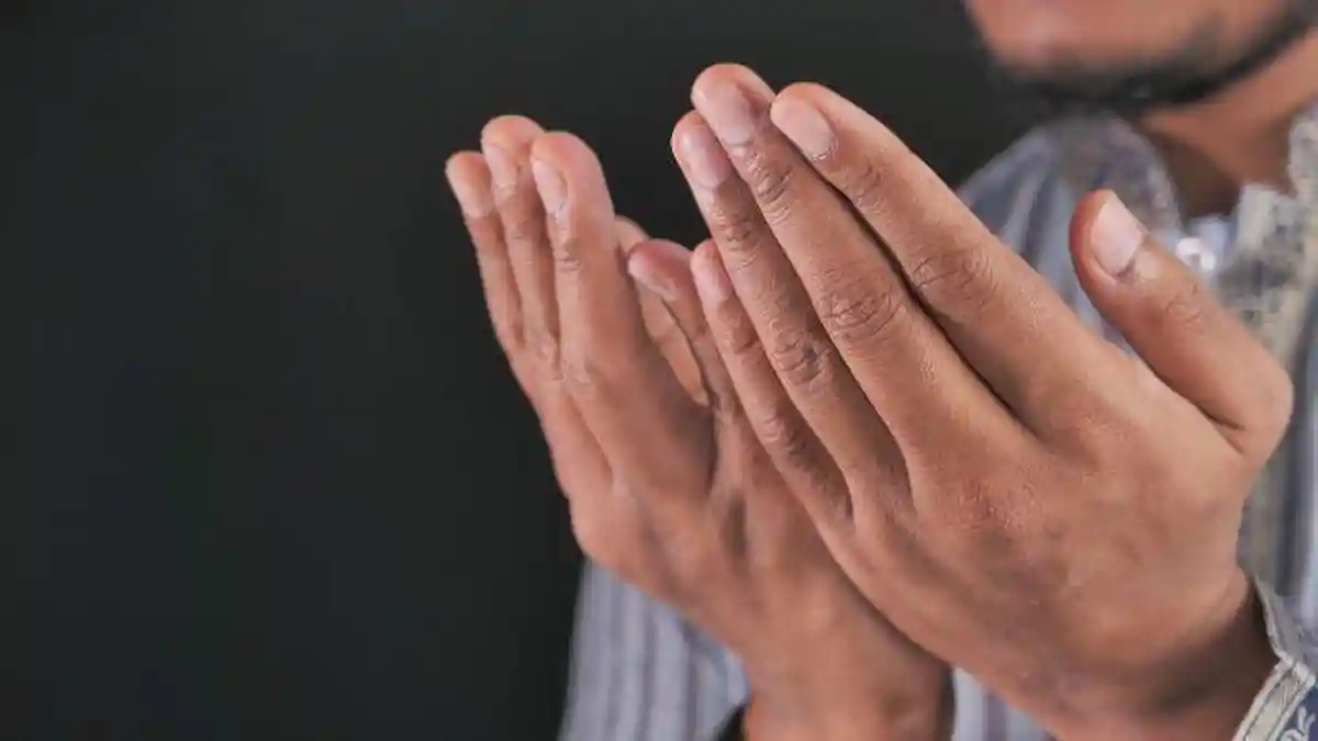 Bacaan Doa Saat Terjadi Gempa Bumi Arab, Latin dan Terjemahannya