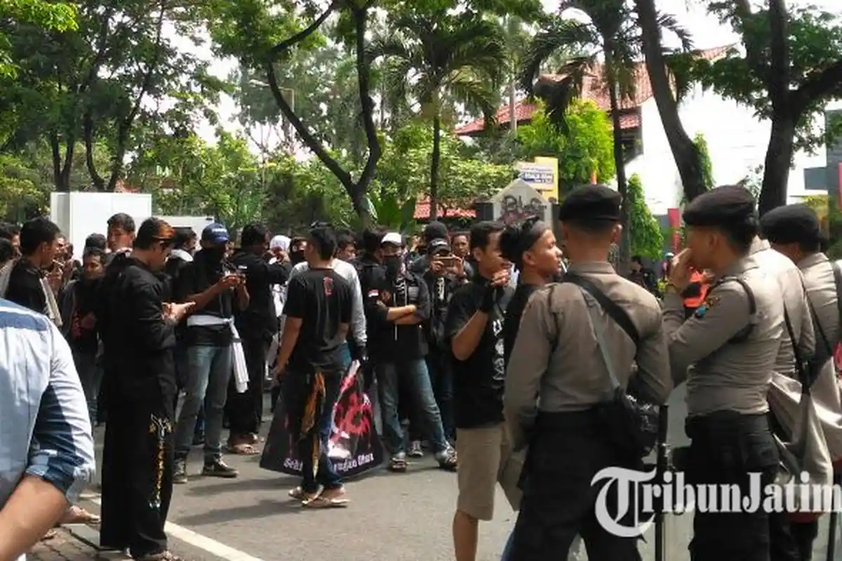 Kakak Terdakwa Provokator Bentrokan Bonek dan PSHT: 'Kami Sebenarnya Ingin Berdamai'