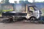 Sopir Cium Bau Hangus, Ternyata Api Membakar Kabel-kabel Mesin Hingga Mobil Ludes Terbakar