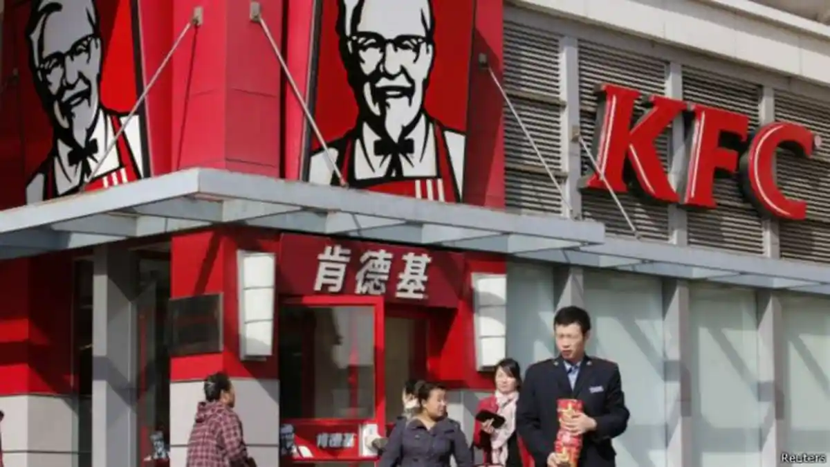 Makan di KFC Cukup Bayar dengan Senyuman - Tribunkaltim.co