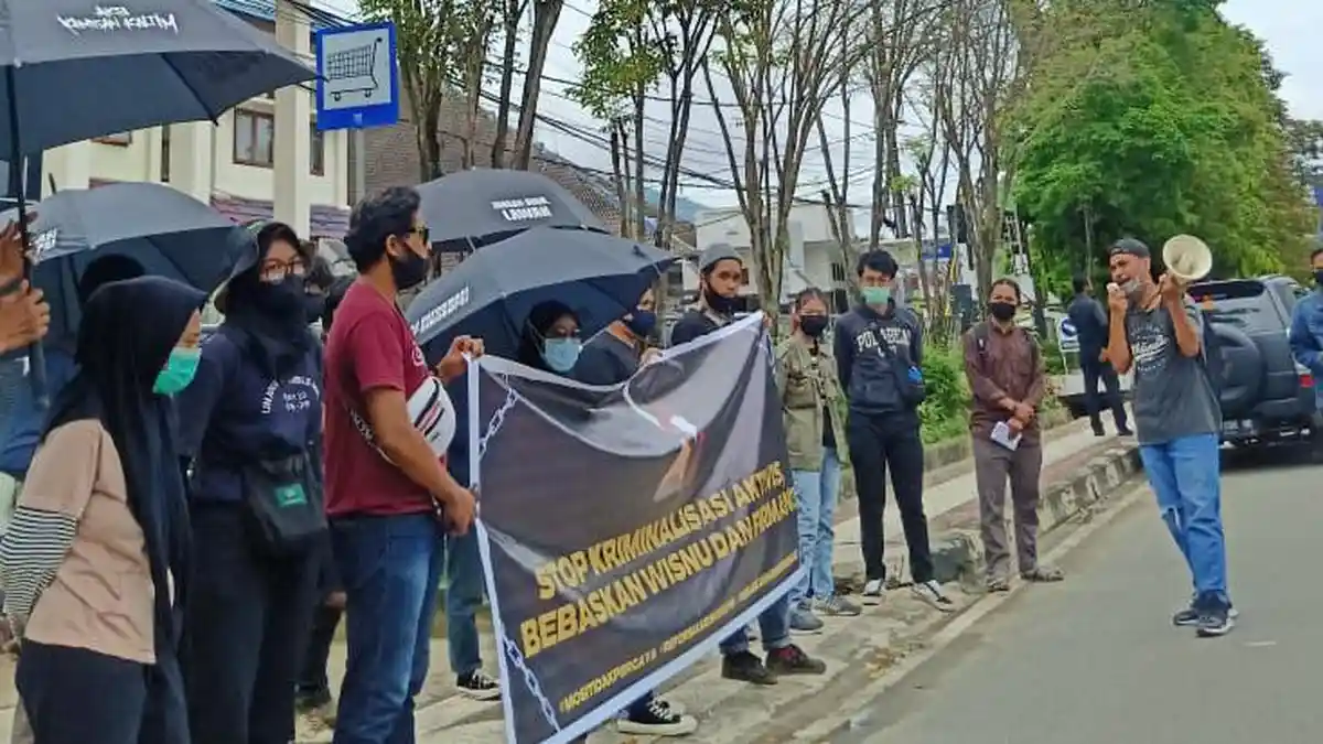2 Mahasiswa jadi Tersangka, Aliansi Mahakam Gelar Aksi di Pengadilan Negeri Samarinda