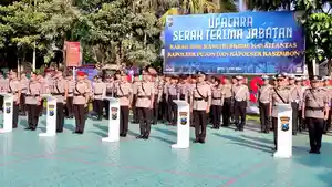 Sertijab-sejumlah-Pejabat-Utama-PJU-dan-Kapolsek-di-wilayah-hukum-Polres-Batu.jpg