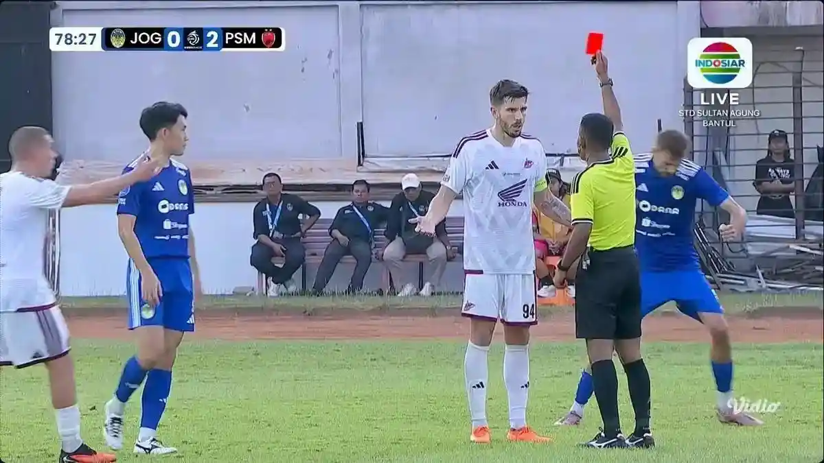 Rapor Merah PSM: Dua Laga, Dua Kartu Merah dan Penalti
