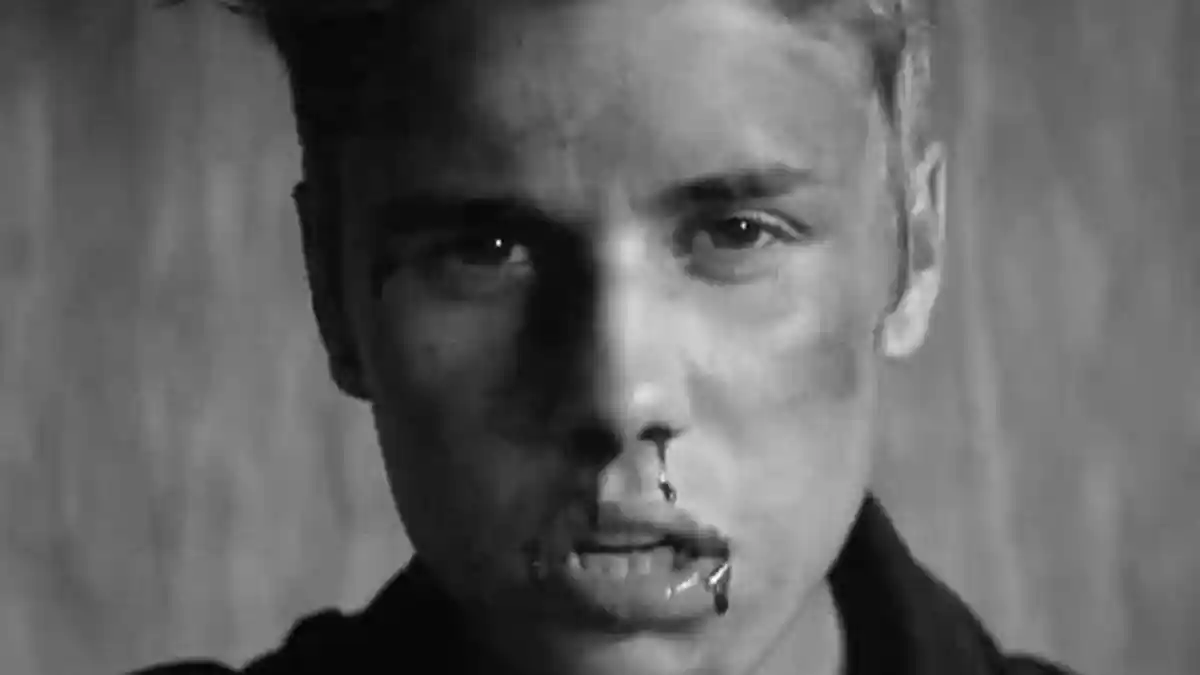 Wow, Justin Bieber Mengisi Lagu Pertamanya di Tahun 2017 Dengan Tembang Berbahasa Spanyol