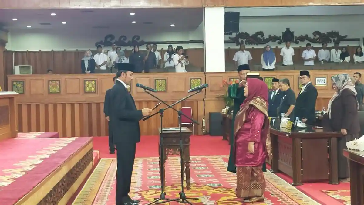 Lilis Ismayani Setia Dewi Resmi Gantikan Mesran di DPRD Provinsi Jambi