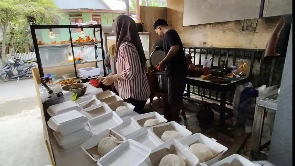 Pengusaha Warung Makan di Majene Tertekan Lonjakan Harga Beras, Modal Bertambah Keuntungan Menipis