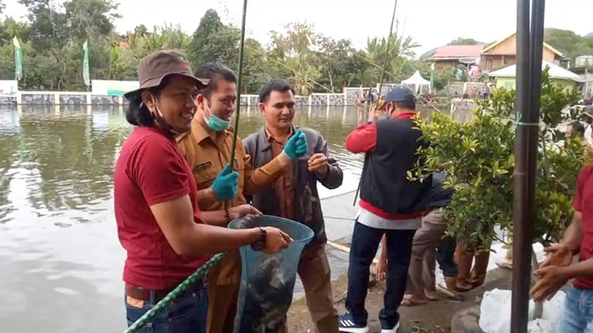 Sekda Apresiasi Festival Pancing Ikan   