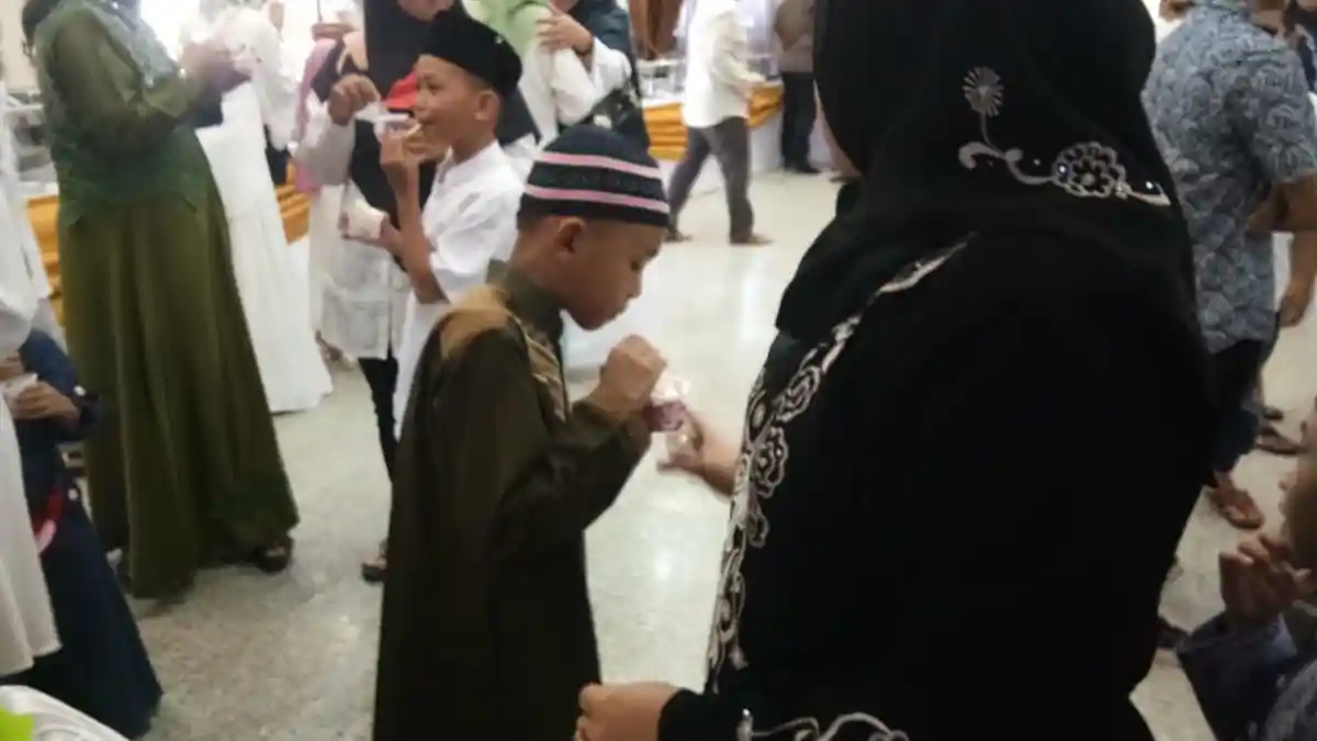 VIDEO Ini Menu Makanan di Open House Bupati Kukar, Es Krim Jadi Favorit Anak-anak
