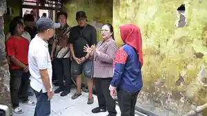 20260612_Wali-Kota-Semarang-Agustina-Wilujeng-Pramestuti-meninjau-lokasi-kebakaran_1.jpg