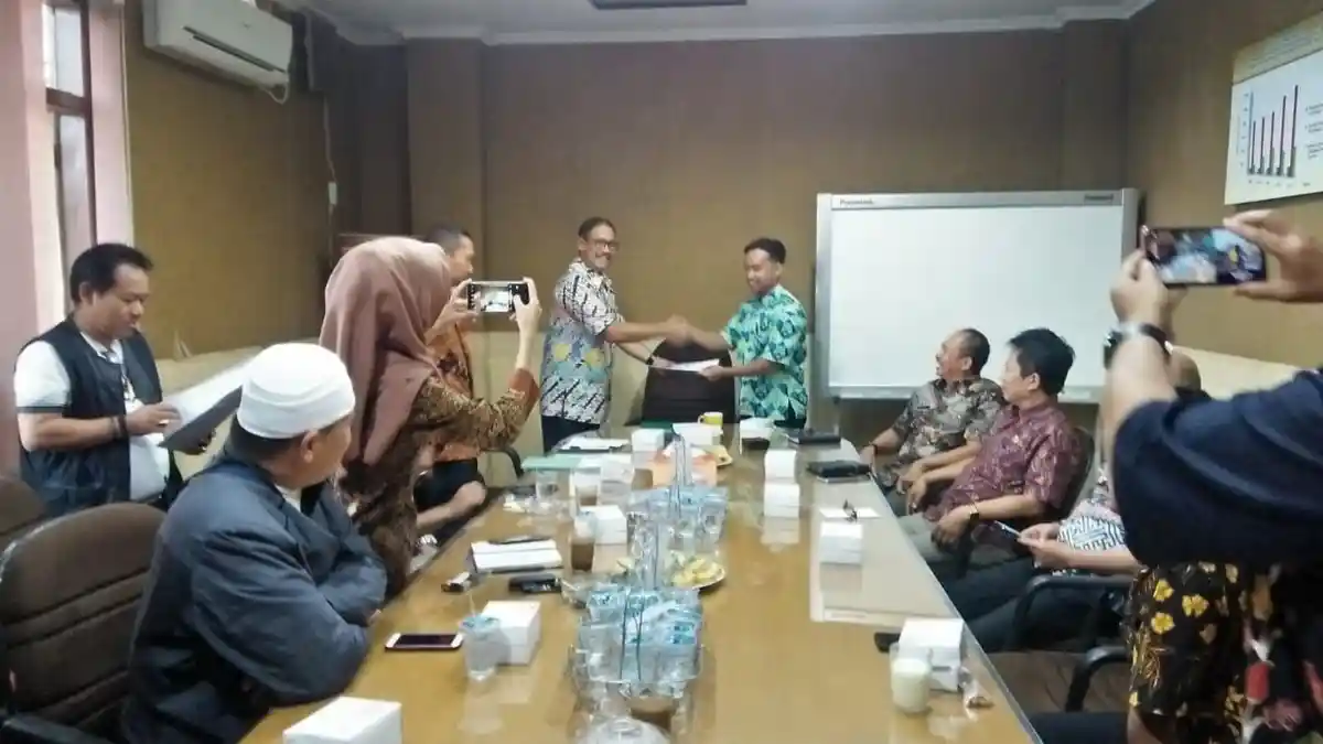 Dongkrak PAD Kuningan, Badan Pengelolaan dan Pendapatan Kuningan Perkuat Relawan Pajak