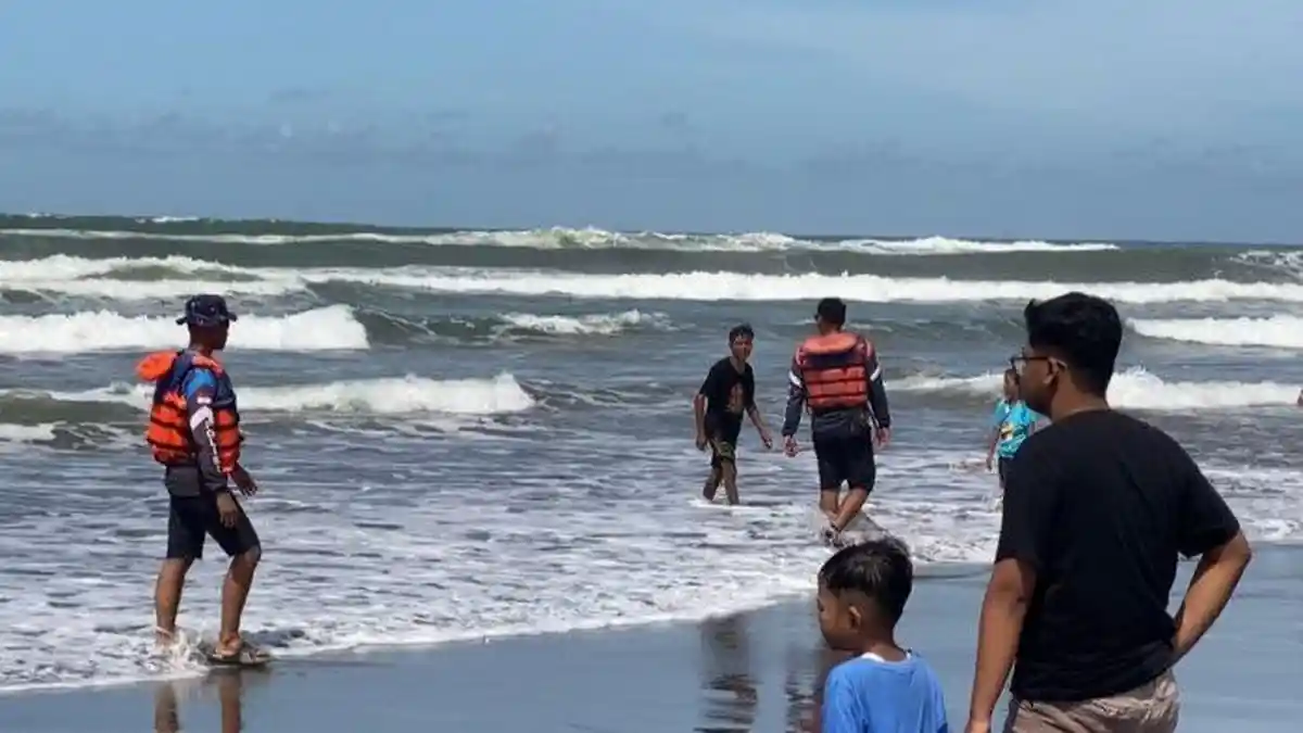 Jelang Libur Panjang, Gelombang Tinggi Berpotensi Terjadi di Selatan Yogyakarta