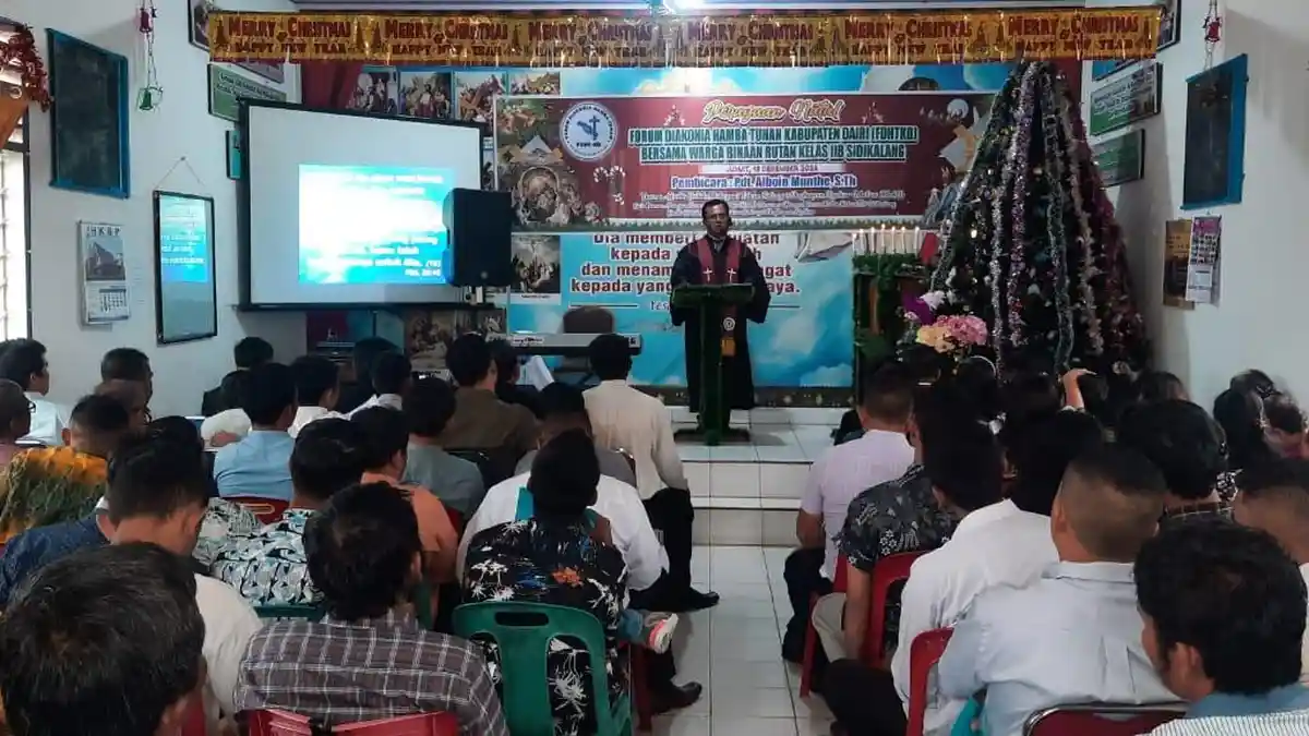 Perayaan Natal Forum Diakonia Hamba Tuhan Kabupaten Dairi Bawa Berkat bagi WBP Rutan Sidikalang