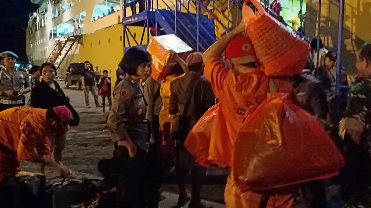 Kantor Pelni Ternate Mendadak Diserbu Calon Penumpang, Ternyata Kapal Ini Terakhir Berangkat