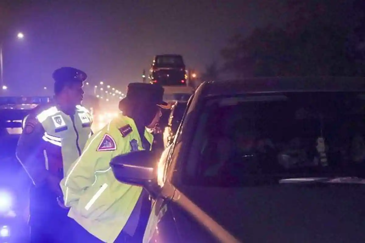 Kapolresta Cirebon Turun Langsung Sisir Tol, Usir Pengendara yang Berhenti di Bahu Jalan