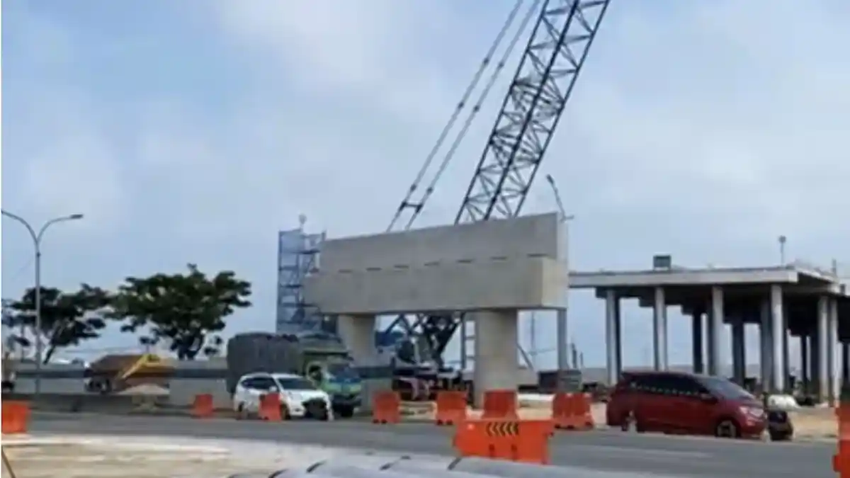 Mulai Malam Nanti Jalur Pantura Sayung Ditutup Saat Pemasangan Girder Jembatan Tol Semarang-Demak