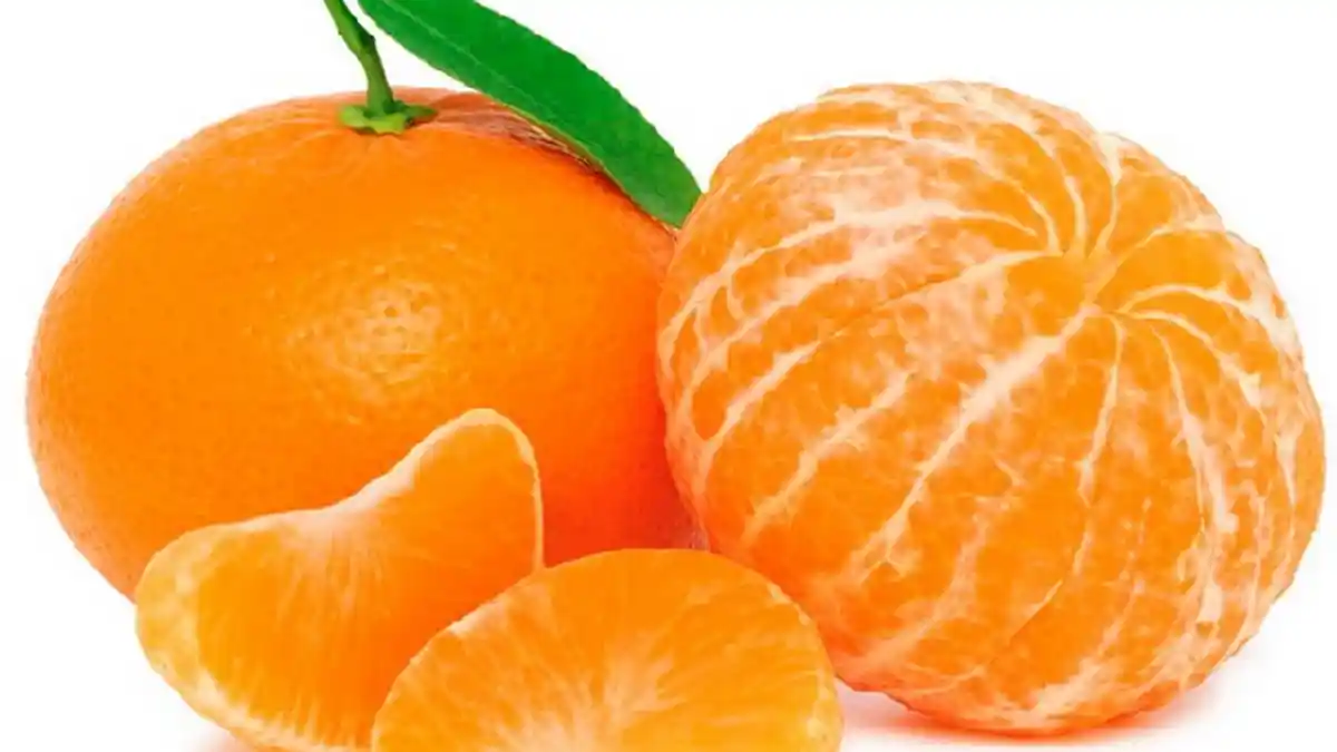 Sambut Tahun Baru China, Banyak Jeruk Mandarin Tersedia di Bazar Buah