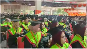 WISUDA-UNM-13.jpg