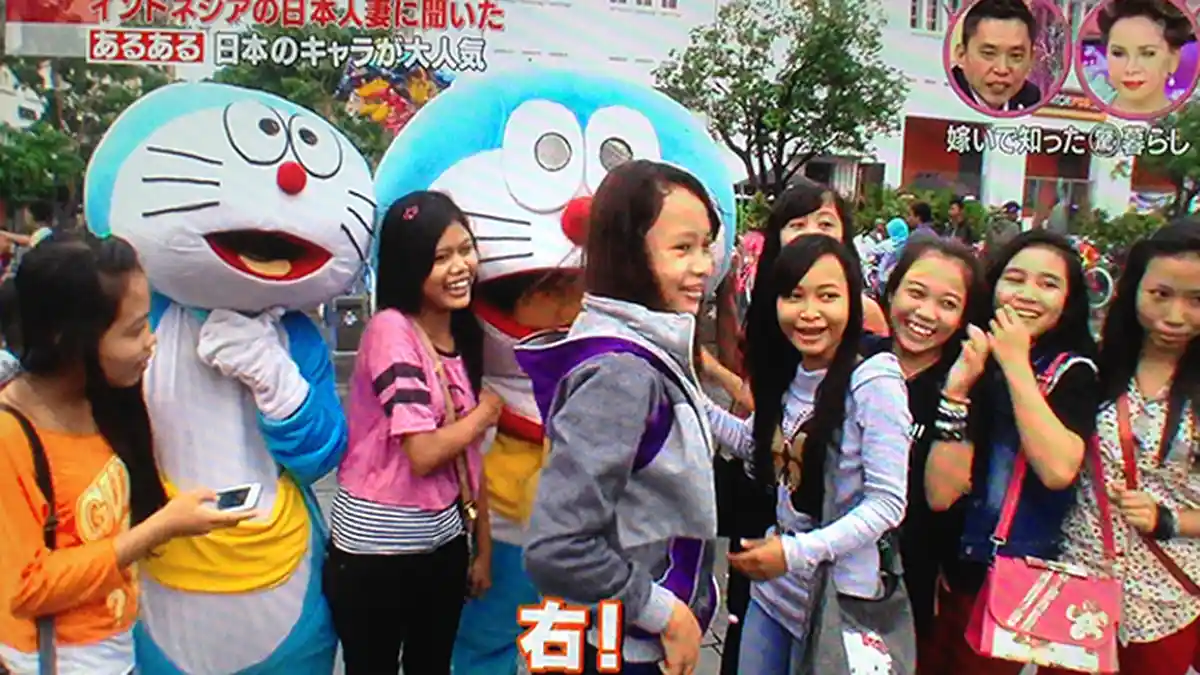 Ini Acara Talkshow di TV Jepang yang Menguak Banyaknya Kharakter Doraemon Palsu di Indonesia