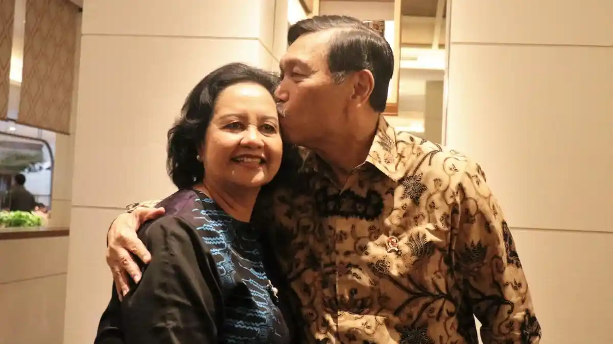 Tanggapi Kabar Perceraian Artis, Luhut Ceritakan Surat Cinta dengan Istri saat Tugas di Perbatasan