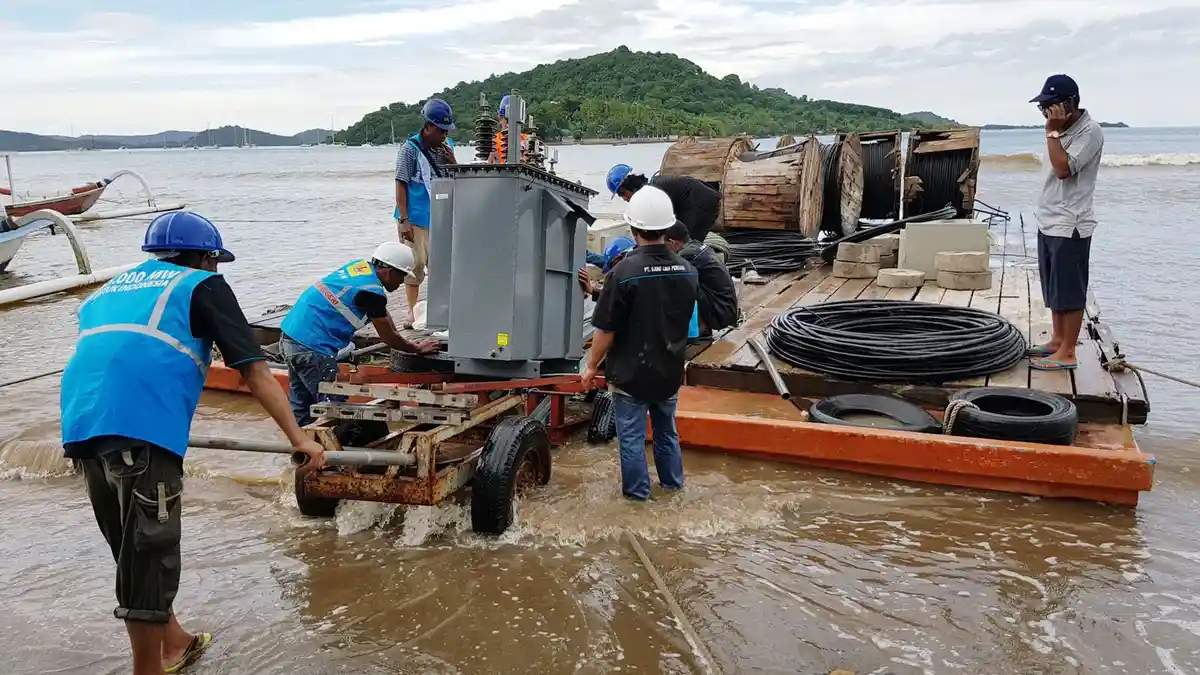Kado HLN ke-76, PLN Melistriki 113 Desa Terpencil