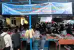 berburu-takjil-di-bendungan-hilir_20220404_183040.jpg