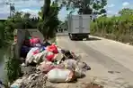 Pemandangan-sampah-yang-menumpuk-terlihat-di-kelurahan-Baju-Bodoa-maros.jpg