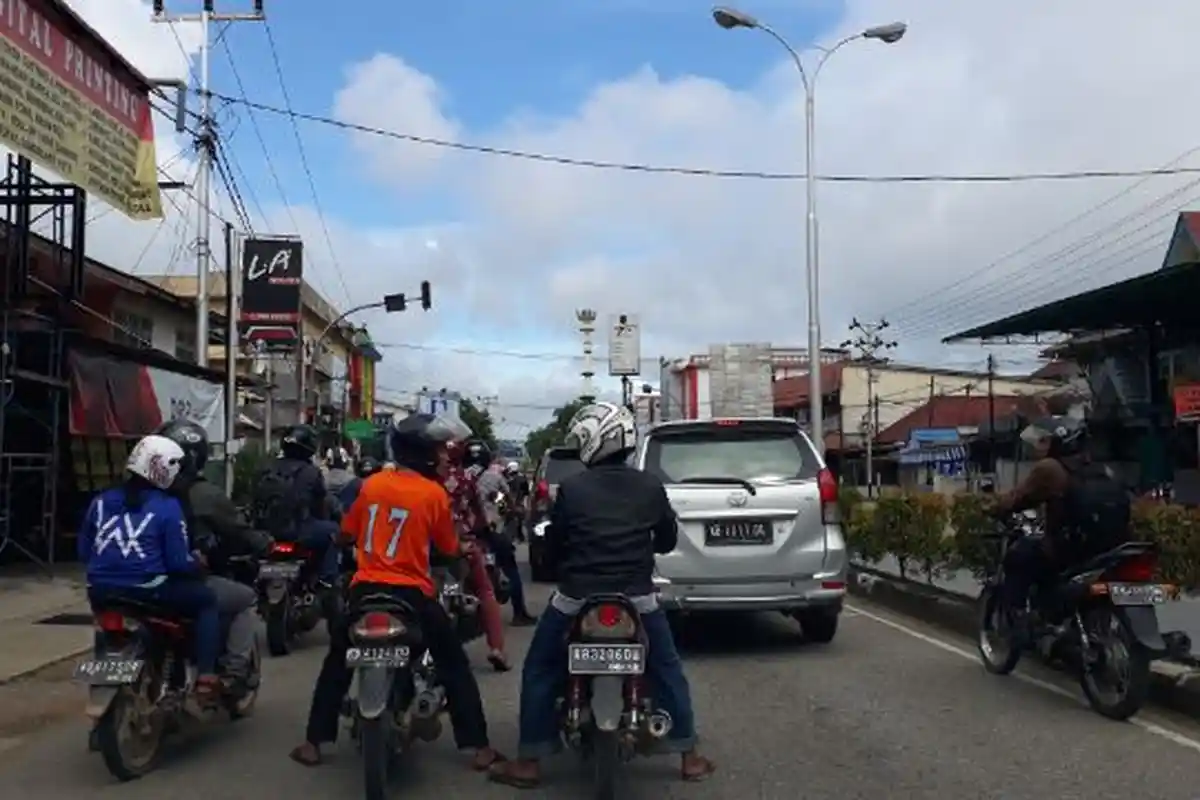 Update Kondisi Terkini Arus Lalu Lintas di Jalan Ahmad Yani Sanggau