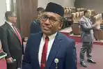 Rektor-UHO-Kendari-Prof-Muhammad-Zamrun-Firihu-smpaikan-kuota-beasiswa-KIP-2024.jpg