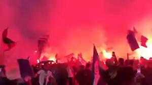 Ribuan-Bobotoh-tumpah-ruah-usai-nobar-Persib-Bandung-di-Tasik.jpg