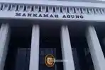 Gedung-Mahkamah-Agung-batas-usia-minimal-kepala-daerah.jpg