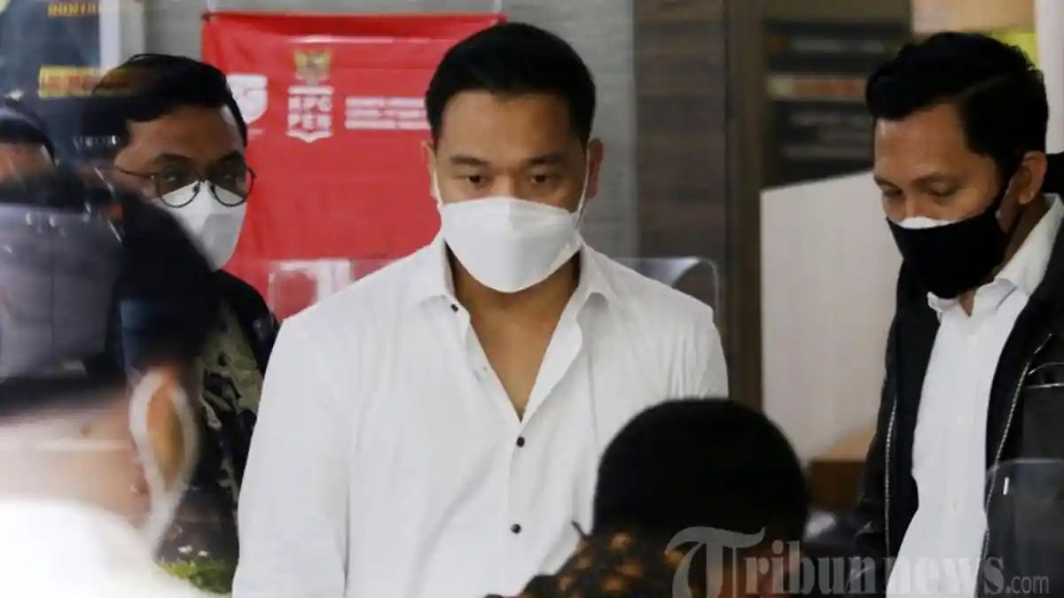 MYD Mengaku Menyesal Atas Video Syur dengan Gisel: Mungkin Ini Hukuman Tuhan