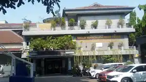 sman-1-kota-bogor-dari-tampak-depan.jpg