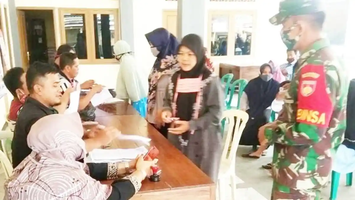 108 Warga di Desa Sibrama Banyumas Terima BLT dari Dana Desa