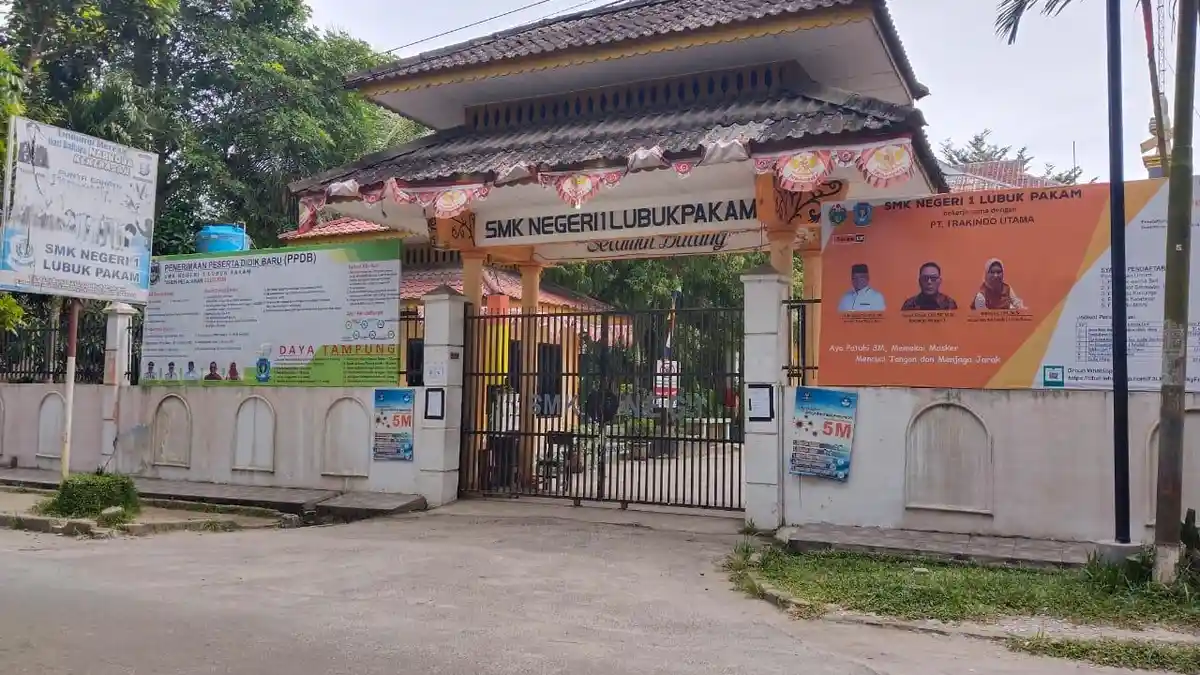Dugaan Pungli Rp 465 Ribu ke Orangtua Siswa, Kepala SMK Negeri 1 Lubukpakam Ancam Copot Wali Kelas