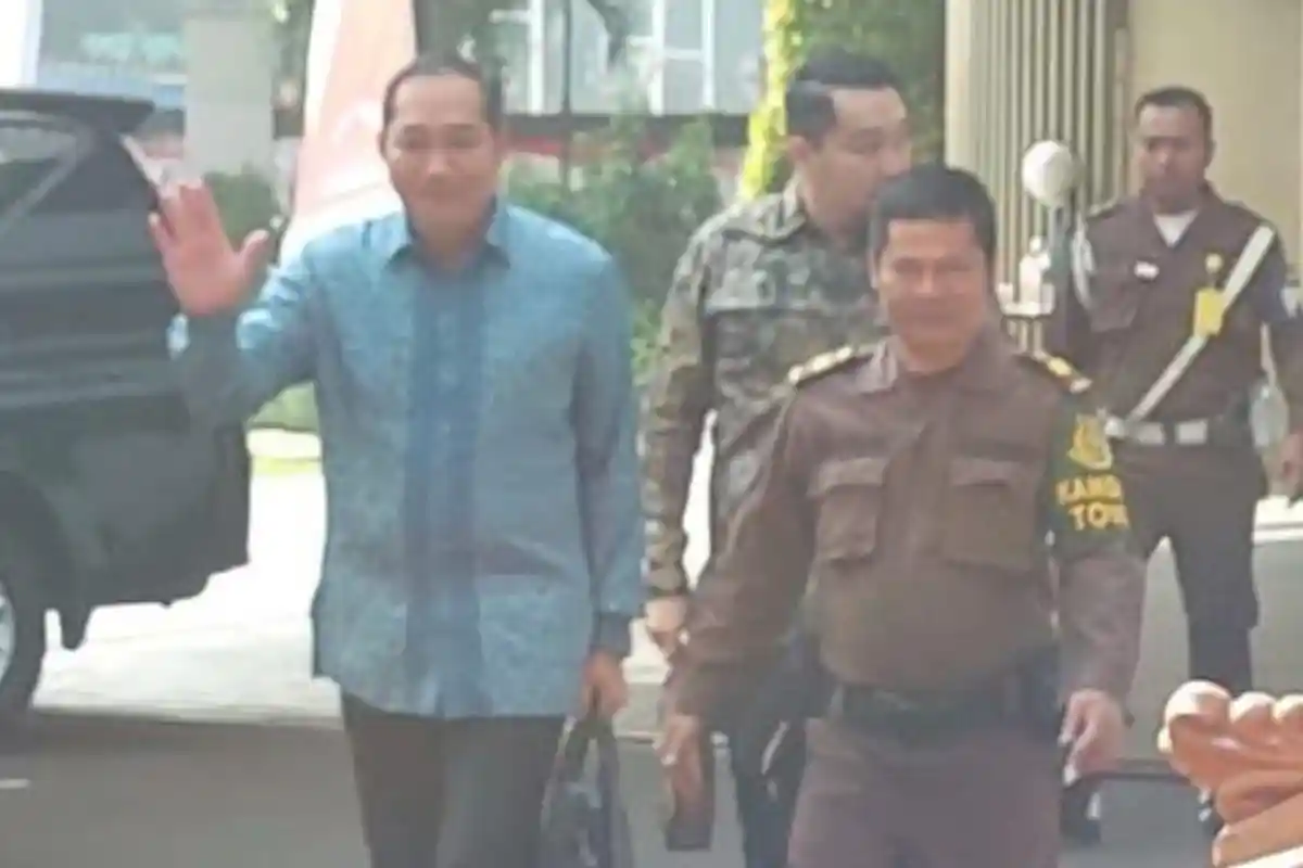 Detik-Detik M Lutfi Eks Menteri Perdagangan Diperiksa Kejagung Terkait Dugaan Korupsi Minyak Goreng