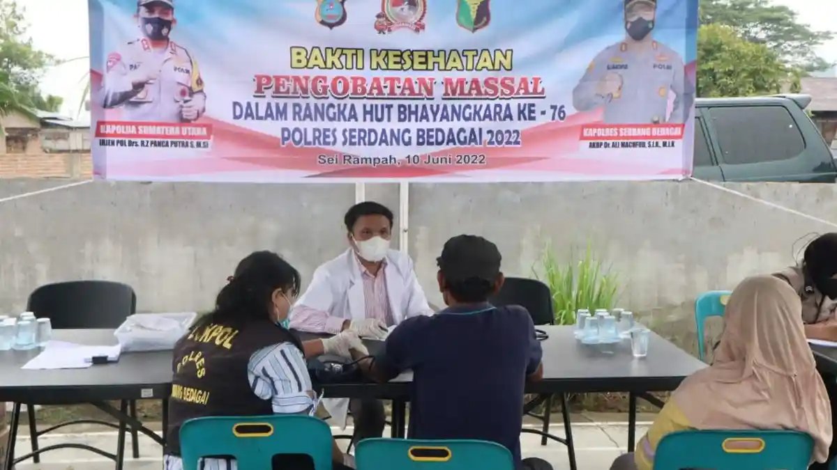 Polres Sergai Gelar Bakti Kesehatan Pengobatan Massal