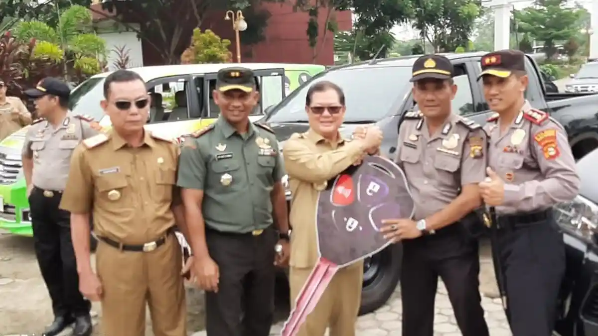 Pemerintah Kabupaten Muratara Serahkan Bantuan Kendaraan Dinas untuk Polsek dan Koramil