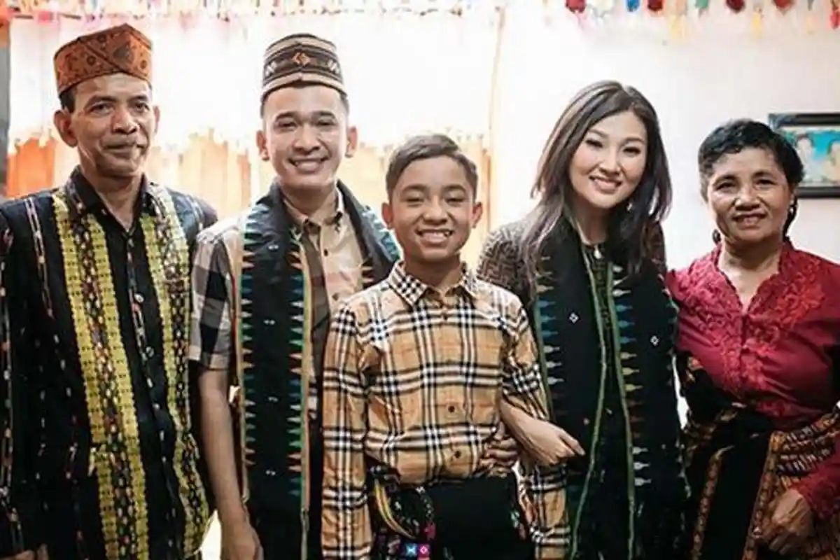 Perlakuan Betrand Peto pada Orang dari NTT, Putra Ruben Onsu dan Sarwendah Lakukan Ini