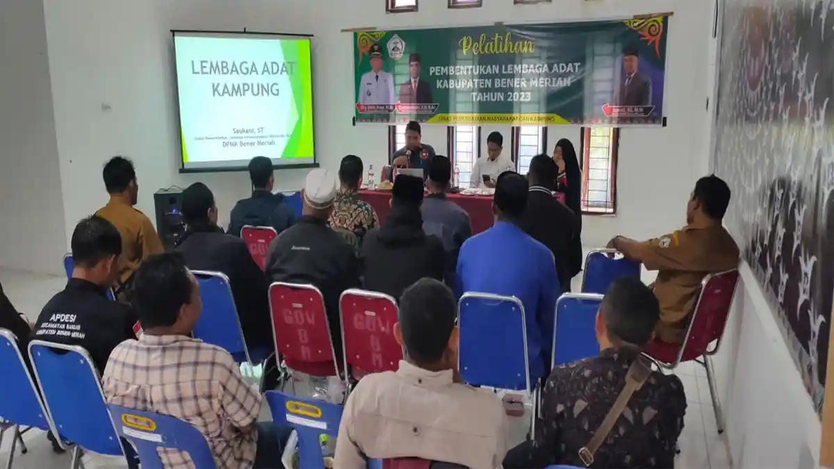 Bentuk Lembaga Adat, DPMK Bener Meriah Kumpulkan 10 Kades dan Perangkat Desa