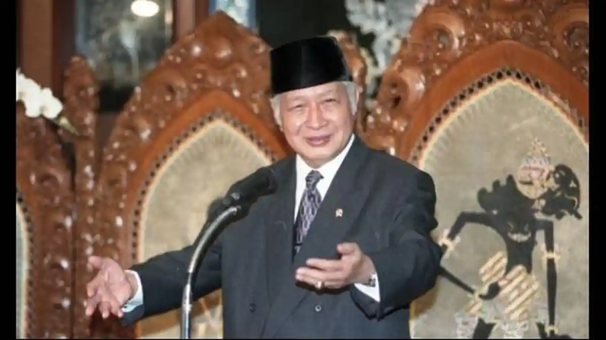 Menkeu Purbaya Ungkap Penyebab Soeharto Bertahan Pimpin Indonesia Selama 32 Tahun