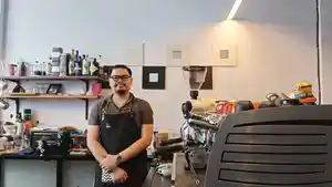 Jaya-Pratama-seorang-barista-dan-mixology.jpg